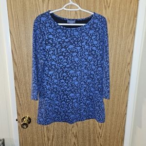 Laura Scott, Blue Holliday, quarter length sleeve shirt